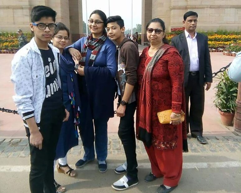 পুলিশ জানিয়েছে, ঠিক যেরকম ভাবে ১১টি দেহ বাঁধা অবস্থায় পাওয়া গিয়েছিল, এই নোটগুলিতে একইরকম ভাবে হাত-পা বাঁধার পদ্ধতির বিবরণ পাওয়া গিয়েছে । (Photo: News18)