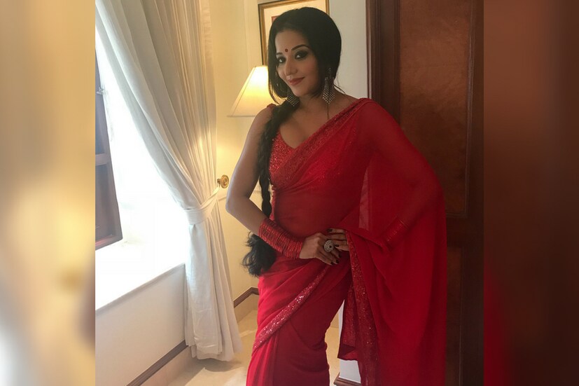 এই ধারাবাহিকে মোনালিসা অভিনীত চরিত্রের নাম মোহনা ৷ মোনালিসার ইনস্টাগ্রামে ছবি শেয়ার করাতেই উঠে এসেছে যাবতীয় তথ্য ৷ ছবি সংগৃহীত ৷