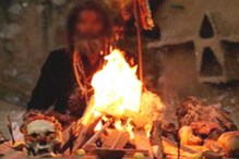 সাপের কামড়ে ওঝার ঝাড়ফুক ! কেড়েছে শিশুর প্রাণ, সন্তানহারা বাবা-মা সাপের কামড়ে ওঝার ঝাড়ফুক ! কেড়েছে শিশুর প্রাণ, সন্তানহারা বাবা-মা