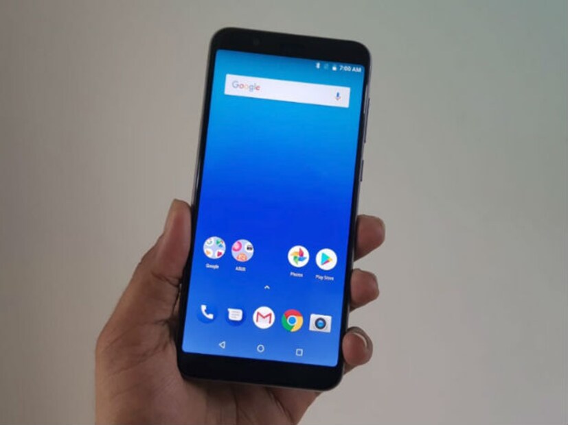 2018 সালের এপ্রিল মাসে বাজারে এসেছিল ZenFone Max Pro M1। পরে অগাস্ট মাসে এই ফোনের 6GB RAM ভেরিয়েন্ট লঞ্চ হয়েছিল। (Image: News18)