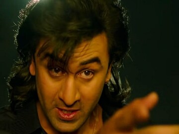 ‘সঞ্জু’র থেকে বাদ পড়েছেন সঞ্জয় দত্তের জীবনের এই ৫ নারী!