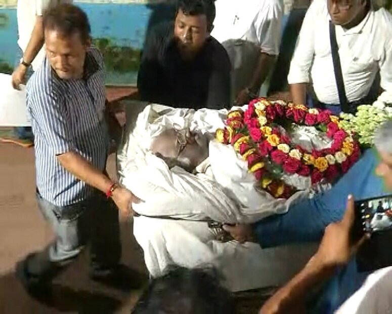 সোমনাথ চট্টোপাধ্যায়ের মৃত্যুতে রাজনৈতিক মহলে শোকের ছায়া ৷