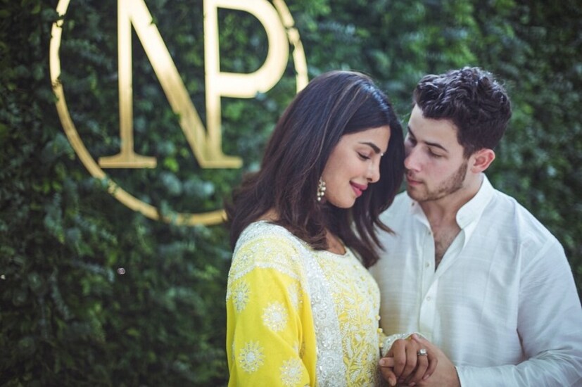 এখন থেকে তিনি ফিউচার মিসেস জোনাস ৷ অভিনেত্রীকে এই নতুন পরিচয়টিই দিলেন হবু বর নিক জোনাস ৷ ছবি: ইনস্টাগ্রাম ৷