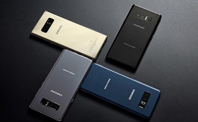 Galaxy Note 9-এর স্ক্রিন ডিসপ্লে ৬.৪ ইঞ্চি ৷ ফোনটি মাত্র ৮.৮ মিমি মোটা ৷ ওজন ২০১ গ্রাম ৷ আপাতত পাওয়া যাবে ৯টি রঙয়ে ৷