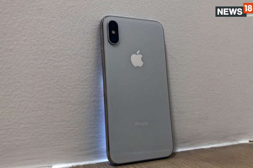 • Apple iPhone X: বোন যদি ফোন ভালবাসে আর আপনার পকেট যদি সায় দেয়, তাহলে Apple iPhone X-এর থেকে ভাল আর কী উপহার রয়েছে ? Apple iPhone X-এ রয়েছে ৫.৮ AMOLED প্যানেল, ৭ মেগাপিক্সেল ফ্রন্ট ক্যামেরা, অটো-ইমেজ স্টেবিলাইজেশন, ফেসিয়াল আইডি রয়েছে ৷ এর দাম ৮৬, ৬০০ টাকা ৷