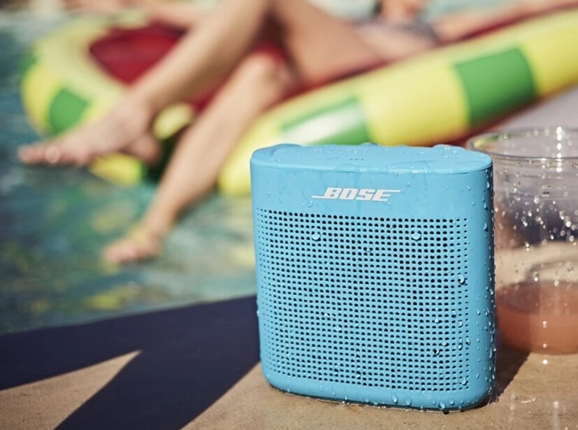 • BOSE Soundlink Color Bluetooth SpeakerII: বোনকে এই ব্লুটুথ স্পিকারও উপহার দিতে পারেন আপনি ৷ ওয়াটারপ্রুফ এই স্পিকারের সাহায্যে ফোন রিসিভও করতে পারবেন আপনি ৷ দাম প্রায় সাড়ে ১১ হাজার টাকা ৷