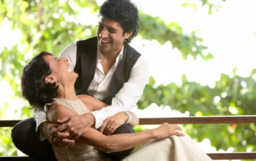 স্ত্রী অধুনার থেকে সাত বছরের ছোট হওয়ায় অনেকবারই ট্রোলড হতে হয়েছে ফারহান আখতারকেও । যদিও বিচ্ছেদ হ