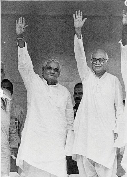 মৃত‍্যুর বয়স কত? কয়েক মুহূর্তও নয়...জীবনের যাত্রা, ক্ষণিকের নয়, জীবন-মৃত‍্যুকে তিনি এভাবেই দেখতেন। 