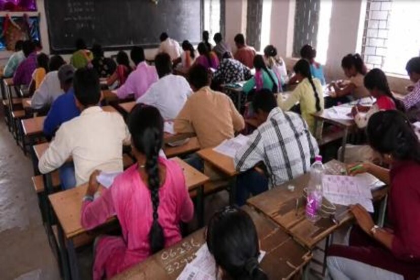 যোগ্য আবেদনকারীদের লিখিত পরীক্ষা ও ইন্টারভিউয়ের মাধ্যমে বেছে নেওয়া হবে ৷ চুড়ান্ত পর্যায়ে উত্তীর্ণ প্রার্থীদের স্বাস্থ্য পরীক্ষার পরই দেওয়া হবে নিয়োগপত্র ৷