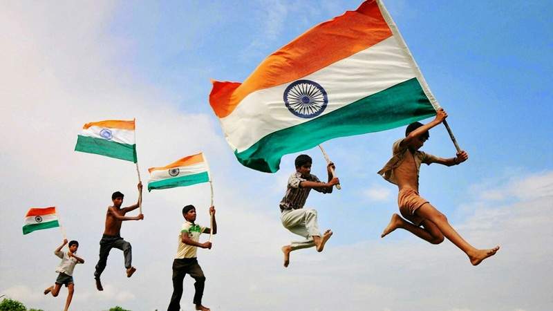জাতীয় সঙ্গীত গাওয়ার সময় মাঝপথে যদি কেউ বাধা প্রদান করে, তাহলে তার বিরুদ্ধে প্রিভেনশন অফ ইন্সাল্ট টু ন্যাশনাল অনার অ্যাকট-১৯৭১ এর ধারা-৩ অনুসারে আইনি কার্যক্রম শুরু হয়, দোষী সাব্যস্ত হলে, তিন বছরের কারাদণ্ড এবং জরিমানা পর্যন্ত করা হতে পারে। জাতীয় সঙ্গীত গাওয়ার সময় মাঝপথে যদি কেউ বাধা প্রদান করে, তাহলে তার বিরুদ্ধে প্রিভেনশন অফ ইন্সাল্ট টু ন্যাশনাল অনার অ্যাকট-১৯৭১ এর ধারা-৩ অনুসারে আইনি কার্যক্রম শুরু হয়, দোষী সাব্যস্ত হলে, তিন বছরের কারাদণ্ড এবং জরিমানা পর্যন্ত করা হতে পারে।