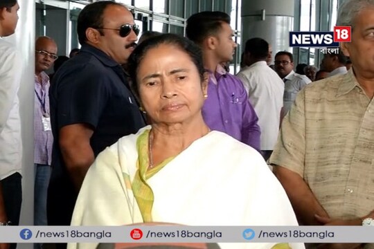 নিজস্ব চিত্র
