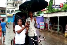 Video: চাকরির শেষ দিনে অভিনব উদ্যোগ দমকলকর্মীর, ছাতা বিলি করলেন রিকশ ও ভ্যানচালকদের Video: চাকরির শেষ দিনে অভিনব উদ্যোগ দমকলকর্মীর, ছাতা বিলি করলেন রিকশ ও ভ্যানচালকদের
