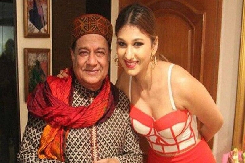 ‘বিগ বস ১২‌’নিজের ২৮ বছর বয়সী গার্লফ্রেন্ড জ্যাসলিন মাথারুকে নিয়ে হাজির হয়েছেন এ দেশের ‘ভজন সম্রাট’অনুপ জালোটা ৷ ছবি: ইনস্টাগ্রাম ৷