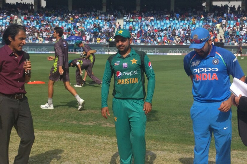 পাকিস্তানকে পরপর দু‘টি ম্যাচে হারানো ৷ তারওপর সুপার ফোরের এই ম্যাচে জয় তো লড়াকু জয়ও নয় ৷ চিরপ্রতিদ্বন্দ্বীদের বিরুদ্ধে কেমন যেন হেলায় জয় ৷ (Twitter/ACC Media)