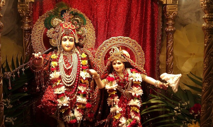 • শাস্ত্র মতে, এবার পুজোর লগ্ন শুরু হবে আজ রাত ৮:৮৭ মিনিটে আর শেষ হচ্ছে আগামিকাল রাত ৭:২০ মিনিটে ৷ ছবি: পিক্স্যাবে ৷