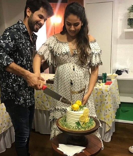 • শুধুমাত্র শাহিদ কাপুরের জন্ম ২৫ ফেব্রুয়ারি ৷ তাঁর মীন রাশি ৷ ছবি: ইনস্টাগ্রাম ৷
