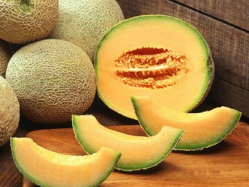 তরমুজ তো খেয়েছেন, জানেন খরমুজের কত গুণ?