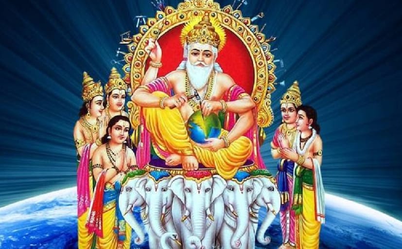 • ভাদ্র মাসের সংক্রান্তির দিন হয় বিশ্বকর্মা পুজো ৷ ধ্যান ও প্রনাম মন্ত্র অনুসারে দেবশিল্পী বিশ্বকর্মার যে চিত্র পাওয়া যায়- তাতে তিনি একাধারে মহাবীর ও দয়াদি অষ্টগুন যুক্ত । তিনি সৃষ্টির নির্মাতা ও ধাতা । তিনি মান দণ্ড ধারী মহাশিল্পী। আবার তিনি মহাযোদ্ধা।