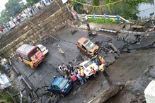 সমস্ত সেতুতে নিষিদ্ধ ভারি যান চলাচল, ব্রিজ বিপর্যয়ের তদন্তে হাইপাওয়ার্ড কমিটি গঠন মুখ্যমন্ত্রীর