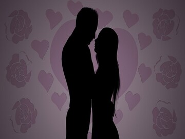 ওজন কমাতে প্রাণ ভরে খান চুমু