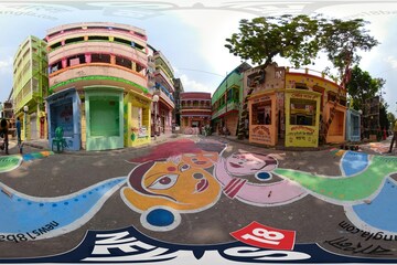 360 degree : এক ক্লিকেই দেখে নিন আহিরীটোলা যুবক বৃন্দ-র প্যান্ডেল