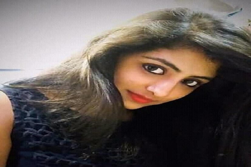 তবে তিয়াশার পুজো প্ল্যান এখনও পর্যন্ত সামনে আসেনি ৷ আশা করা যায় তিনিও আর সবার মতই দারুণ মজা করবেন পুজোয় ৷ ছবি সংগৃহীত ৷