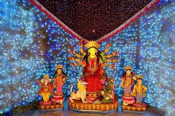 পঞ্চমীতেই ভিড় ! লাইন এড়িয়ে অনলাইনেই দেখে ফেলুন দক্ষিণ কলকাতার পুজো মণ্ডপ ! ক্লিক করুন পঞ্চমীতেই ভিড় ! লাইন এড়িয়ে অনলাইনেই দেখে ফেলুন দক্ষিণ কলকাতার পুজো মণ্ডপ ! ক্লিক করুন