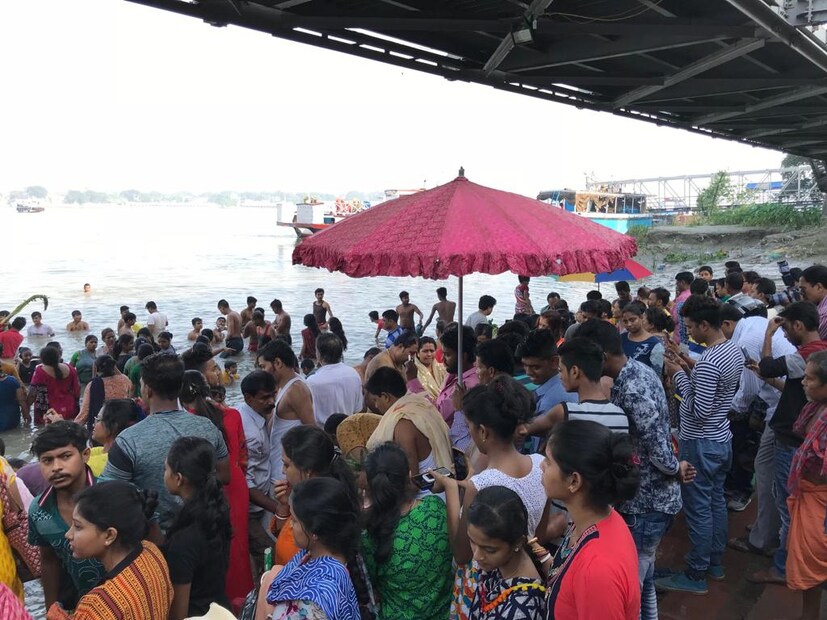 আসলে এই নবপত্রিকা মা দুর্গার নয়টি রূপ ৷