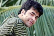 এ'বছর কার সঙ্গে ঠাকুর দেখতে বেরলেন আবির ? এ'বছর কার সঙ্গে ঠাকুর দেখতে বেরলেন আবির ?