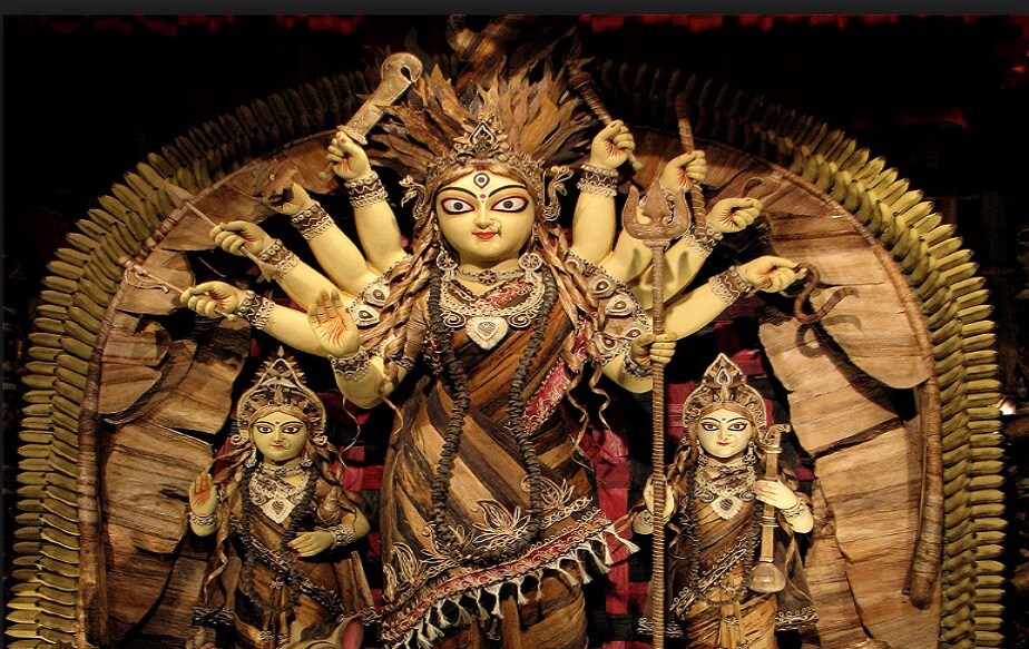 • ২৯ আশ্বিন (ভাঃ ২৪ আশ্বিন) ১৬ অক্টোবর, মঙ্গলবার মহাসপ্তমী ৷ দিবা ঘ ১০/১৭ ৷ পূর্বাহ্ন ঘ ৯/২৭ মধ্যে কিন্তু বারবেলানুরোধে দিবা ঘ ৭/০৪ মধ্যে পুনঃ দিবা ঘ ৮/৩০ গতে ৯/২৭ মধ্যে দেবীর নবপত্রিকা প্রবেশ, স্থাপন, সপ্তম্যাদি কল্পারম্ভ (চতুর্থ কল্প) ৷ • ২৯ আশ্বিন (ভাঃ ২৪ আশ্বিন) ১৬ অক্টোবর, মঙ্গলবার মহাসপ্তমী ৷ দিবা ঘ ১০/১৭ ৷ পূর্বাহ্ন ঘ ৯/২৭ মধ্যে কিন্তু বারবেলানুরোধে দিবা ঘ ৭/০৪ মধ্যে পুনঃ দিবা ঘ ৮/৩০ গতে ৯/২৭ মধ্যে দেবীর নবপত্রিকা প্রবেশ, স্থাপন, সপ্তম্যাদি কল্পারম্ভ (চতুর্থ কল্প) ৷