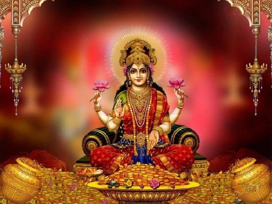 ধনতেরাসের দিন বিশেষ পুজোর আয়োজন করার পাশাপাশি সোনা-রুপোর জিনিস অথবা বাসনপত্র কিনলে সারা বাড়িতে পজেটিভ শক্তির মাত্রা এতটা বেড়ে যায় যে তার প্রভাবে শরীর চাঙ্গা হয়ে উঠতে সময় লাগে না। সেই সঙ্গে যমরাজ এবং মা লক্ষ্মীর আশীর্বাদে ছোট-বড় রোগ-ব্যাধিও সব দূরে পালায়। (Photo collected) ধনতেরাসের দিন বিশেষ পুজোর আয়োজন করার পাশাপাশি সোনা-রুপোর জিনিস অথবা বাসনপত্র কিনলে সারা বাড়িতে পজেটিভ শক্তির মাত্রা এতটা বেড়ে যায় যে তার প্রভাবে শরীর চাঙ্গা হয়ে উঠতে সময় লাগে না। সেই সঙ্গে যমরাজ এবং মা লক্ষ্মীর আশীর্বাদে ছোট-বড় রোগ-ব্যাধিও সব দূরে পালায়। (Photo collected)
