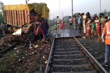 ভয়াবহ দুর্ঘটনার হাত থেকে রক্ষা পেল রাজধানী এক্সপ্রেস ভয়াবহ দুর্ঘটনার হাত থেকে রক্ষা পেল রাজধানী এক্সপ্রেস