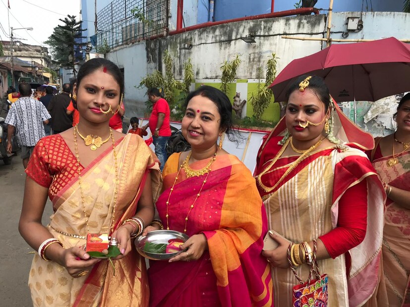 বাগবাজার রাঙিয়ে গেল সিঁদুর খেলার রঙে ৷ 