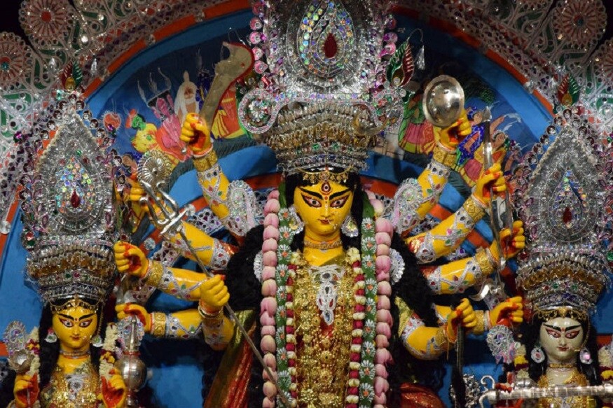 তাই এ সময় কিছু নিয়ম মেনে চলা উচিত ৷ নবরাত্রির দিনগুলোতে দেরি করে ঘুম থেকে উঠবেন না ৷ এ দেবী রুষ্ট হতে পারেন ৷ তাই এ সময় কিছু নিয়ম মেনে চলা উচিত ৷ নবরাত্রির দিনগুলোতে দেরি করে ঘুম থেকে উঠবেন না ৷ এ দেবী রুষ্ট হতে পারেন ৷