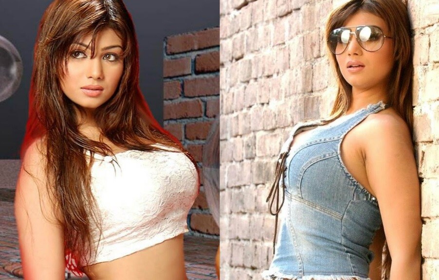 • আয়েশা টাকিয়া: সে সময়ের ব্রেস্ট ইমপ্ল্যান্ট করিয়ে সবচেয়ে বেশি আলোচিত হয়েছিলেন আয়েশা ৷ নিজে কখনও স্বীকার না করলেও অস্ত্রোপচারের আগের আর পরের আয়েশাকে দেখে সহজেই বোঝা যায় তাঁর লুকসের পরিবর্তন ৷ • আয়েশা টাকিয়া: সে সময়ের ব্রেস্ট ইমপ্ল্যান্ট করিয়ে সবচেয়ে বেশি আলোচিত হয়েছিলেন আয়েশা ৷ নিজে কখনও স্বীকার না করলেও অস্ত্রোপচারের আগের আর পরের আয়েশাকে দেখে সহজেই বোঝা যায় তাঁর লুকসের পরিবর্তন ৷