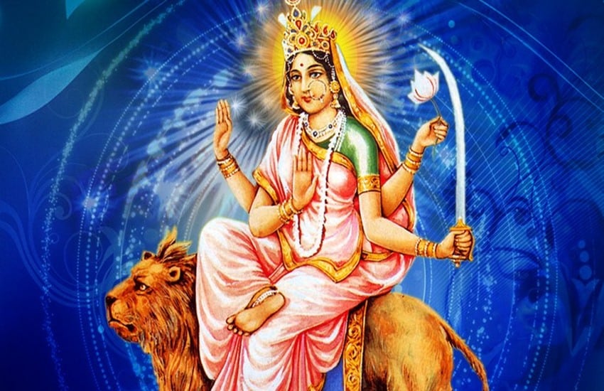 ষষ্ঠরূপ কাত্যায়নী। কাত্যায়ন ঋষির আশ্রমে দেবকার্যের জন্য আবির্ভূতা ইনি বৃন্দাবনে দেবী গোপবালা রূপে পূজিতা। ব্রজের গোপবালারা এই কাত্যায়নীর কাছে প্রার্থণা করেছিলেন নন্দের নন্দন শ্রীকৃষ্ণকে পতিরূপে পাওয়ার জন্য তাই ব্রজের দুর্গার নাম কাত্যায়নী । মা কাত্যায়নী শত্রু নাশ করেন। (Photo collected) ষষ্ঠরূপ কাত্যায়নী। কাত্যায়ন ঋষির আশ্রমে দেবকার্যের জন্য আবির্ভূতা ইনি বৃন্দাবনে দেবী গোপবালা রূপে পূজিতা। ব্রজের গোপবালারা এই কাত্যায়নীর কাছে প্রার্থণা করেছিলেন নন্দের নন্দন শ্রীকৃষ্ণকে পতিরূপে পাওয়ার জন্য তাই ব্রজের দুর্গার নাম কাত্যায়নী । মা কাত্যায়নী শত্রু নাশ করেন। (Photo collected)