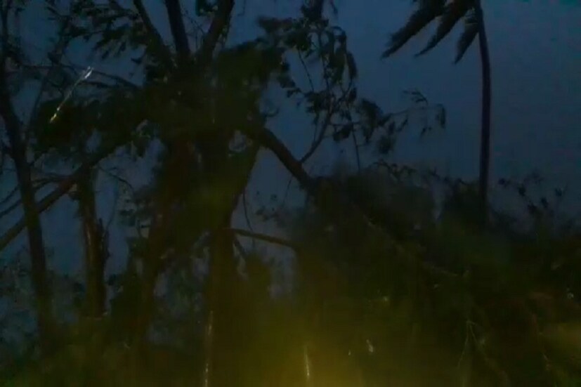 আবহাওয়া দফতরের পক্ষ থেকে শনিবার উপকূলীয় অঞ্চলে ভারী থেকে অতিভারী বৃষ্টিপাতের সতর্কতা জারি করা হয়েছে ৷ ছবি সংগৃহীত ৷