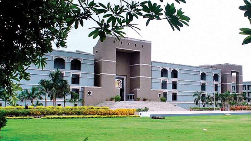 •• পদের নাম : পিওম (ক্লাস ফোর)