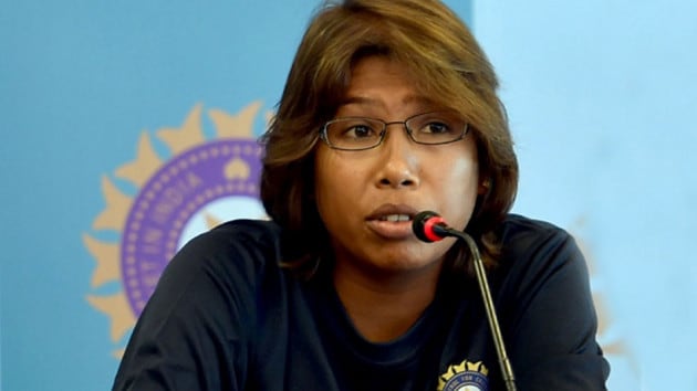 ভারতীয় স্পিনাররা তফাৎ গড়বেন ম্যাচে বলে মনে করেন ঝুলন ৷ স্লো বোলিং আর অফস্ট্যাম্পের বাইরে বল করার পরামর্শ ঝুলনের। ভারতীয় স্পিনাররা তফাৎ গড়বেন ম্যাচে বলে মনে করেন ঝুলন ৷ স্লো বোলিং আর অফস্ট্যাম্পের বাইরে বল করার পরামর্শ ঝুলনের।