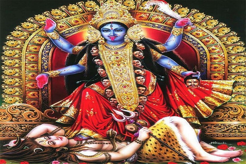 শক্তিরূপিনী দেবী মা কালীর পুজো আর মাত্র কয়েকদিনের ব্যবধানে আকাশে বাতাসে আজ ভক্তির সঙ্গে শক্তির বার্তা ৷ সংগৃহীত ছবি ৷