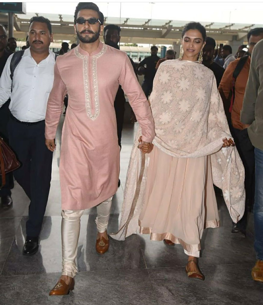 সব মিলিয়ে এটা একটা দারুণ পজিটিভ বিয়ে ৷ একে অপরকে ধাক্কা দিয়ে পিছনে ফেলে দেওয়া নয় বন্ধু হিসেবেও এঁরা একে অপরকে এগিয়ে নিয়ে গেছেন আর স্বামী স্ত্রী হিসেবেও এঁরা একে অপরকে এগিয়ে দেবেন এমনটাই বলছে নক্ষত্রের যোগ৷ Photo-PTI সব মিলিয়ে এটা একটা দারুণ পজিটিভ বিয়ে ৷ একে অপরকে ধাক্কা দিয়ে পিছনে ফেলে দেওয়া নয় বন্ধু হিসেবেও এঁরা একে অপরকে এগিয়ে নিয়ে গেছেন আর স্বামী স্ত্রী হিসেবেও এঁরা একে অপরকে এগিয়ে দেবেন এমনটাই বলছে নক্ষত্রের যোগ৷ Photo-PTI