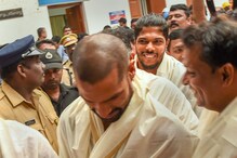 দলের ক্রিকেটারদের নিয়ে দেব দর্শনে রবি শাস্ত্রী দলের ক্রিকেটারদের নিয়ে দেব দর্শনে রবি শাস্ত্রী
