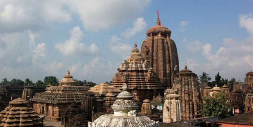 পুরীর জগন্নাথ দর্শনে এবার চালু হচ্ছে টিকিট ৷ দিনে চারবার মিলবে টিকিট কেটে জগন্নাথ দর্শনের সুযোগ ৷ পাশাপাশি চালু থাকবে বিনামূল্যে দর্শনের ব্যবস্থাও ৷ Photo: Collected