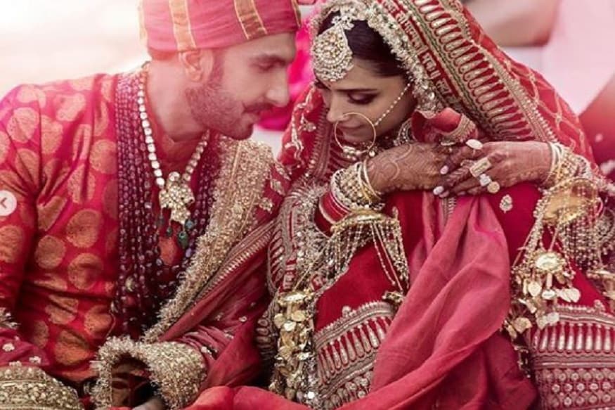 • বিমান: লেক কোমোর সবচেয়ে কাছের এয়ারপোর্ট হল মিলান ৷ দিল্লি থেকে মিলানের রিটার্ন ট্রিপের খরচ ৪৩ হাজার থেকে ৭০ হাজার ৷ • বিমান: লেক কোমোর সবচেয়ে কাছের এয়ারপোর্ট হল মিলান ৷ দিল্লি থেকে মিলানের রিটার্ন ট্রিপের খরচ ৪৩ হাজার থেকে ৭০ হাজার ৷