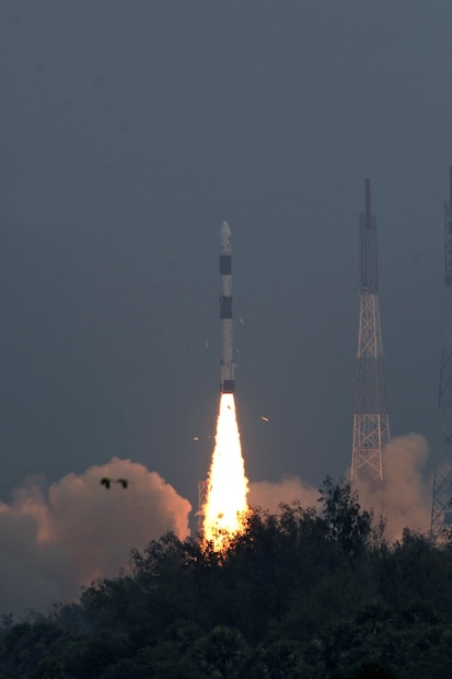 ইসরোর নয়া মহাকাশযান PSLV C-43 ‘আর্থ অবজারভেশন’ স্যাটেলাইট HyslS-সহ আটটি দেশের মোট ৩০টি স্যাটেলাইট নিয়ে সফলভাবে উৎক্ষেপণ হয়েছে  (Image: ISRO)