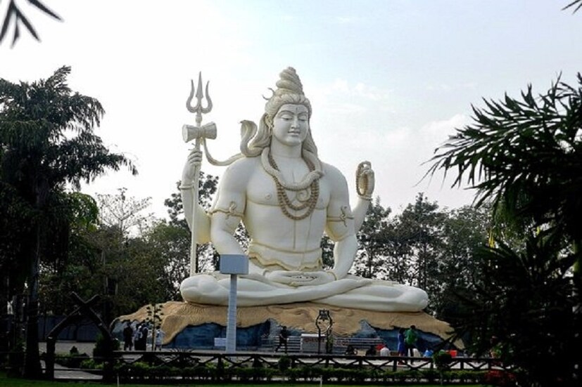 হওয়া কাজ হয়না, মেয়ের বিয়ে, ছেলের ভবিষ্যত, বাড়িতে শিশু থেকে বয়স্ক ব্যক্তির নিরাপত্তা সব কিছুতেই পাওয়া যাবে রক্ষাকবচ ৷ ছবি সংগৃহীত ৷