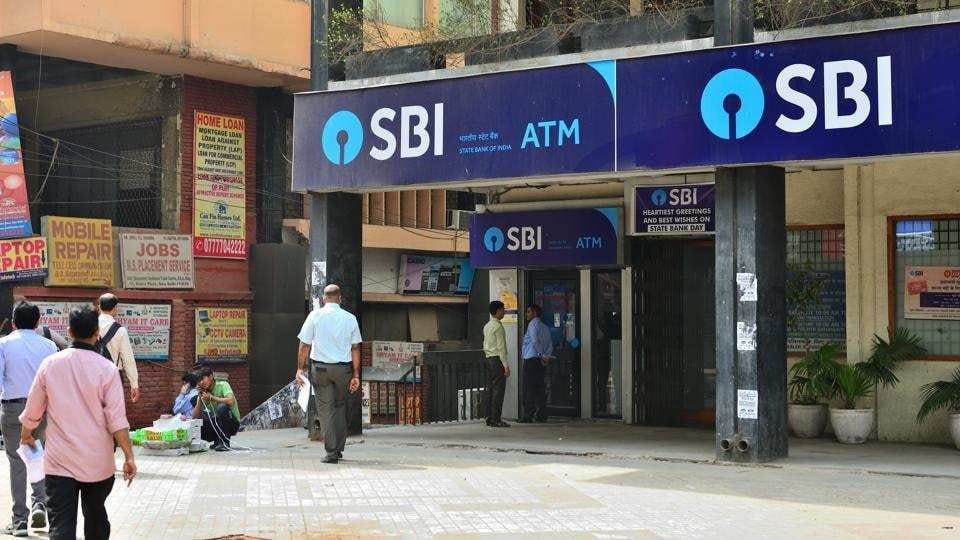 এসবিআইয়ের ওয়েবসাইটে জানতে পারা গিয়েছে 'পহেলা কদম অউর পহেলি উড়ান' যোজনার মাধ্যমে নাবালকদের ব্যাঙ্ক অ্যাকাউন্টের নতুন প্রকল্প নিয়ে এসেছে দেশের সব থেকে বড় ব্যাঙ্ক ৷ প্রতীকী ছবি ৷ এসবিআইয়ের ওয়েবসাইটে জানতে পারা গিয়েছে 'পহেলা কদম অউর পহেলি উড়ান' যোজনার মাধ্যমে নাবালকদের ব্যাঙ্ক অ্যাকাউন্টের নতুন প্রকল্প নিয়ে এসেছে দেশের সব থেকে বড় ব্যাঙ্ক ৷ প্রতীকী ছবি ৷
