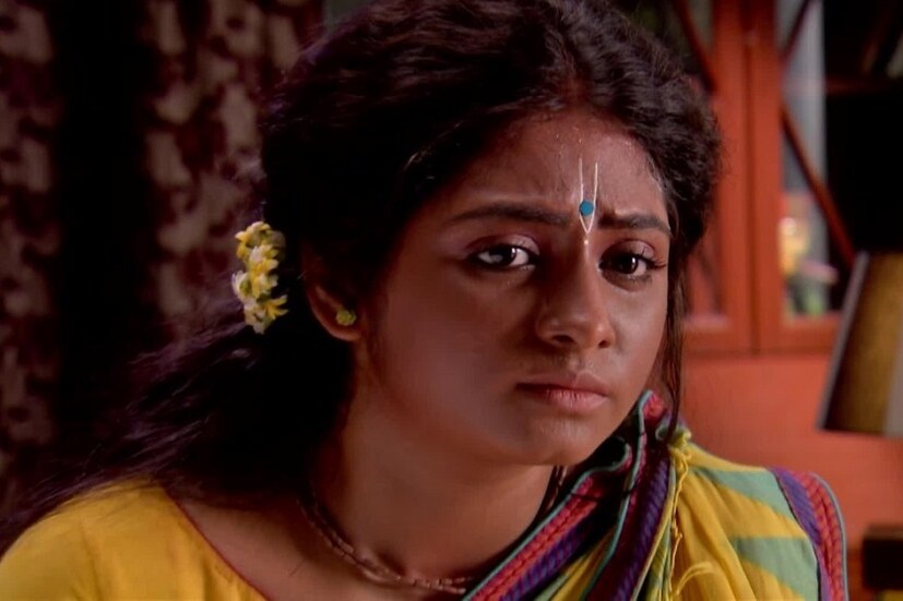 প্রতিদিনের ওঠা পড়ার জীবনে শ্যামার জীবন সংগ্রাম প্রতিটি বাধা বিপত্তি নিমেষেই জয় করেছে সে ৷ সেই অর্থে কৃষ্ণকলি শ্যামাকে জয়াও বলা যেতে পারে ৷ দৈনিক জনপ্রিয়তার শীর্ষে রয়েছে ধারাবাহিক কৃষ্ণকলি CS 15 + শহরের দর্শকদের কাছে সব থেকে বেশি জনপ্রিয় হয়েছে ৷ টিভিআর ১০.৯, সূত্র বার্ক ৷ ছবি সংগৃহীত ৷