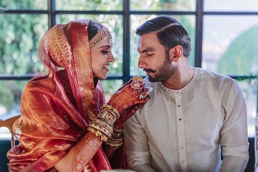 বক্স অফিসে যেমন সাফল্য পাবে দীপবীরের ছবি তেমনিই ফ্যানরাও চেটেপুটে মজা নেবেন এঁদের সেরা অনস্ক্রিন পারফরম্যান্সের ৷ Photo- instagram বক্স অফিসে যেমন সাফল্য পাবে দীপবীরের ছবি তেমনিই ফ্যানরাও চেটেপুটে মজা নেবেন এঁদের সেরা অনস্ক্রিন পারফরম্যান্সের ৷ Photo- instagram