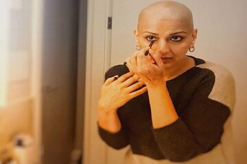 চলছে কেমোথেরাপি, আস্ত আস্তে দৃষ্টিশক্তি হারাচ্ছেন সোনালি বেন্দ্রে চলছে কেমোথেরাপি, আস্ত আস্তে দৃষ্টিশক্তি হারাচ্ছেন সোনালি বেন্দ্রে